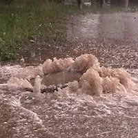 unwetter_kanaldeckel.jpg