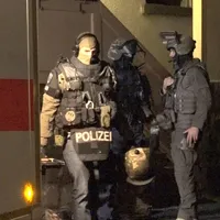 clip040400_10_45_02standbild007.jpg