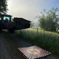 e2cd3b78-cdd1-463f-90f7-a0c303aaf6ed.jpg